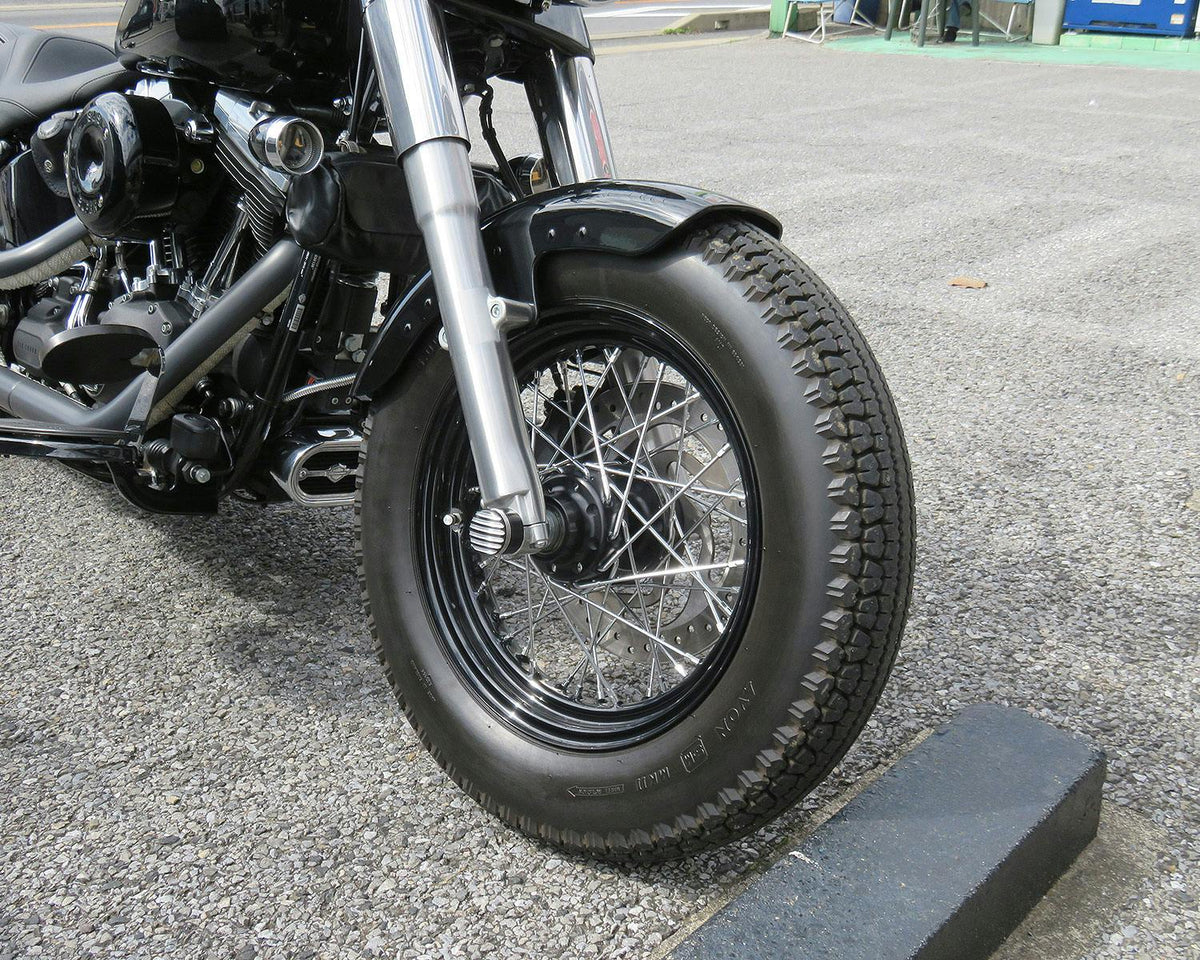 Avon Tyres Safety Mileage MKII AM7 Rear Tire - 5.00-16 69S | 90000000616 — product view 3