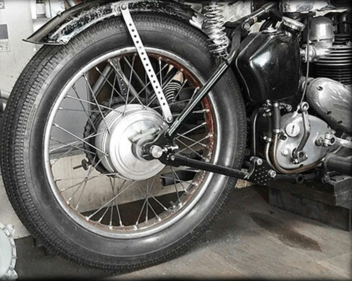 SHINKO E270 Black Super Eagle Vintage Motorcycle Tire - 4.00-18 64H Front or rear | 40182700 — product view 3