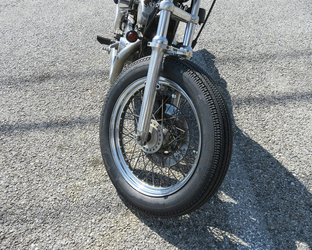 SHINKO E270 Black Super Eagle Vintage Motorcycle Tire - 4.00-19 61H Front | 40192700 — product view 3