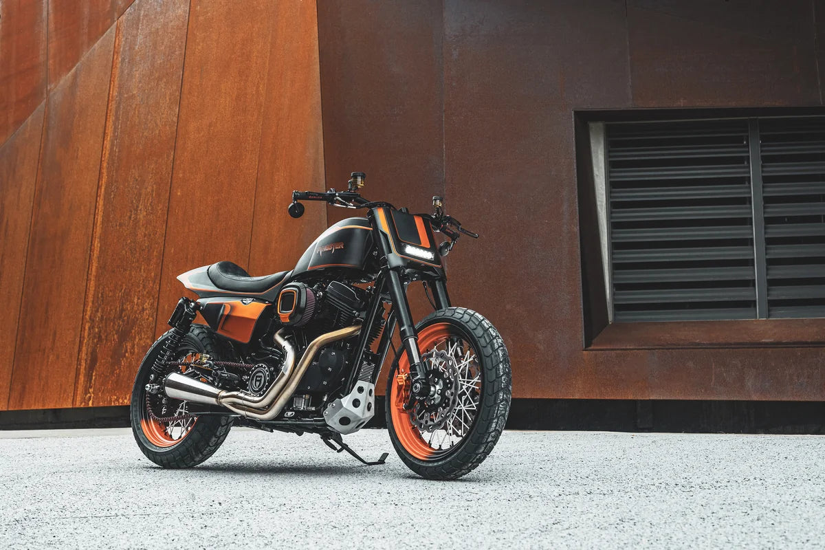 FANGSTER Street Tracker motorcycle build